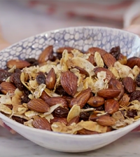 Almond-trailmix