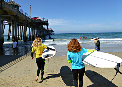 Heading-into-the-sea-by-Huntington-Pier