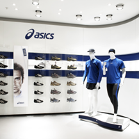 shoe stores that sell asics