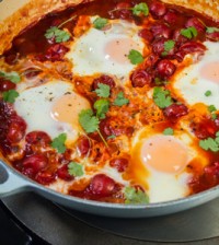 spicy-tomato-baked-eggs